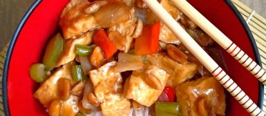 Tofu xadrez (versão vegana de frango xadrez)