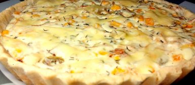 Torta de frango com creme de ricota e milho