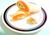 Wrap de salmão defumado com molho tártaro de cream cheese e wasabi