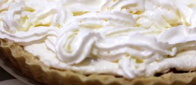 [VÍDEO] Banoffee pie (torta de doce de leite, banana e chantilly)