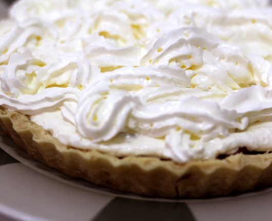 [VÍDEO] Banoffee pie (torta de doce de leite, banana e chantilly)