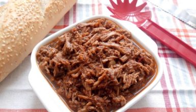 Carne assada na pressão com vinho
