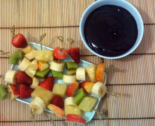 Fondue de chocolate super fácil e rápido