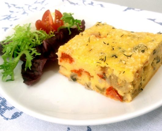 Torta salgada cremosa de fubá (sem glúten)