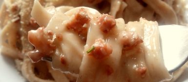 Macarrão à Carbonara (com bacon, ovo, parmesão e creme de leite)