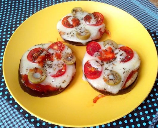 Mini pizzas de berinjela