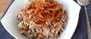 Mjhadra, Mejadra ou Mujaddara (arroz árabe com lentilha e cebolas douradas)