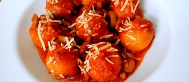 Nhoque de batata baroa ou mandioquinha