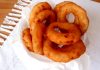 Onion rings (aneis de cebola empanados)