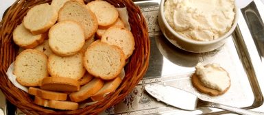 Patê de queijo parmesão