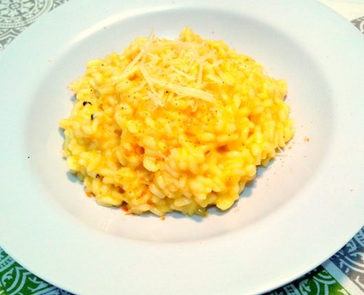 [VÍDEO] Risotto alla Milanese (risoto de açafrão)