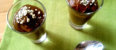 Sobremesa deliciosa com chocolate (calorias reduzidas, sem glúten, sem lactose)