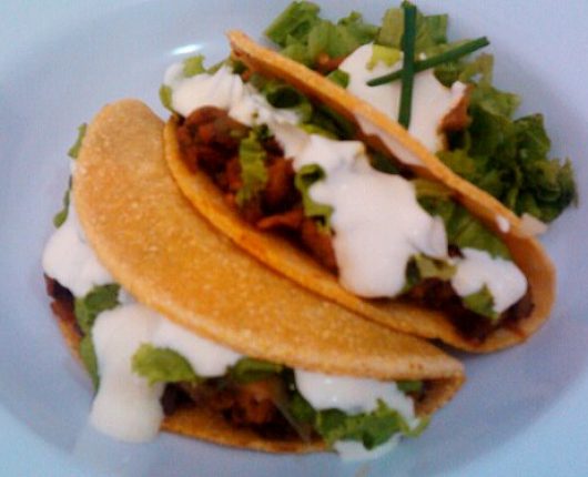 Tacos de pollo caliente (frango apimentado)