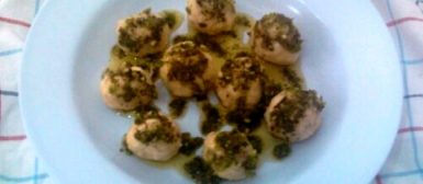 Gnudi alla gremolata (nhoque de ricota com azeite aromatizado)