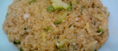 Risoto de quinua com abobrinha e gorgonzola