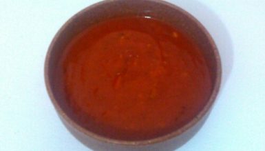 Molho de tomate urgente (super rápido, super fácil e gostosinho)