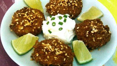 Falafel (bolinhos de grão de bico)