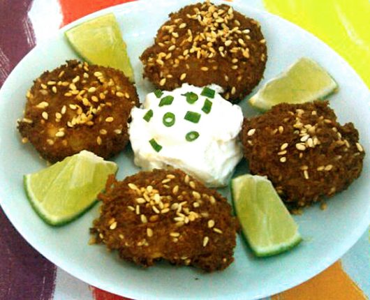 Falafel (bolinhos de grão de bico)